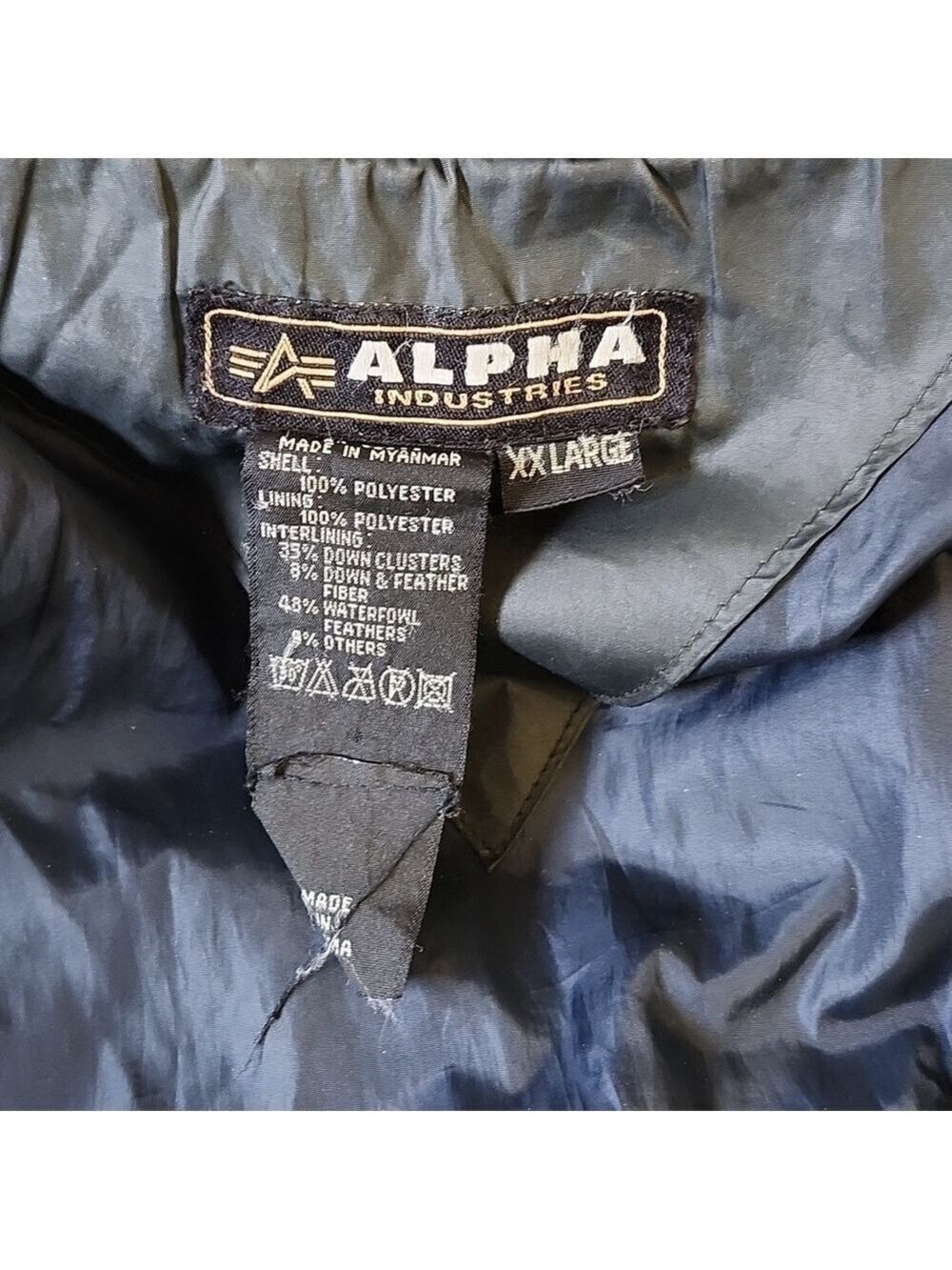 Alpha Industries Men's Black Puffer Jacket Coat Down Filled Size XXL **Flawed** - Picture 5 of 15